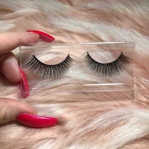 Smaller size mink lashes